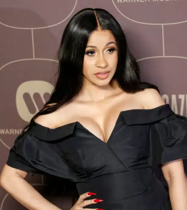 Cardi B Real Name, Wiki, Age, Height, Net Worth, Family & Career Journey