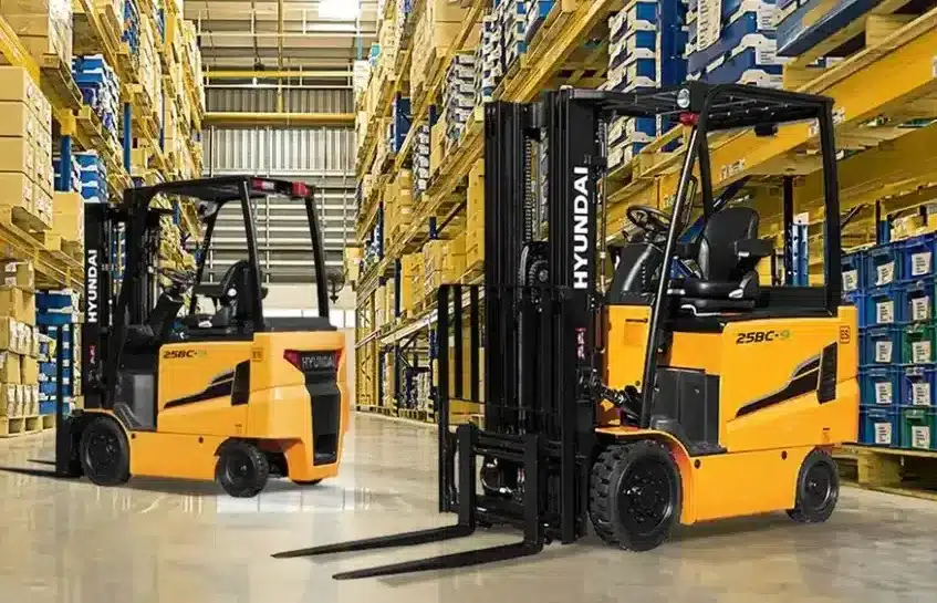 Maximizing Operational Efficiency and Safety Through Strategic Forklift Rentals for Industrial and Warehouse Applicationsv